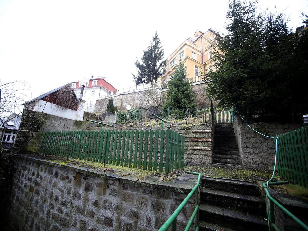 Apartmán Moravská 188 Apartman Karlovy Vary Kültér fotó